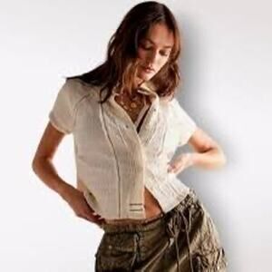 NWOT / Free People /  We The Free "Louisa Smocked Shirt" / sz M
